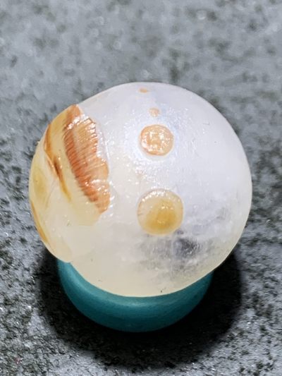 精美冰飘亚光战国红玛瑙手工俏色巧雕鱼钱币随形圆珠一个， 精美冰飘亚光战国红玛瑙手工俏色巧雕鱼钱币随形圆珠一个，