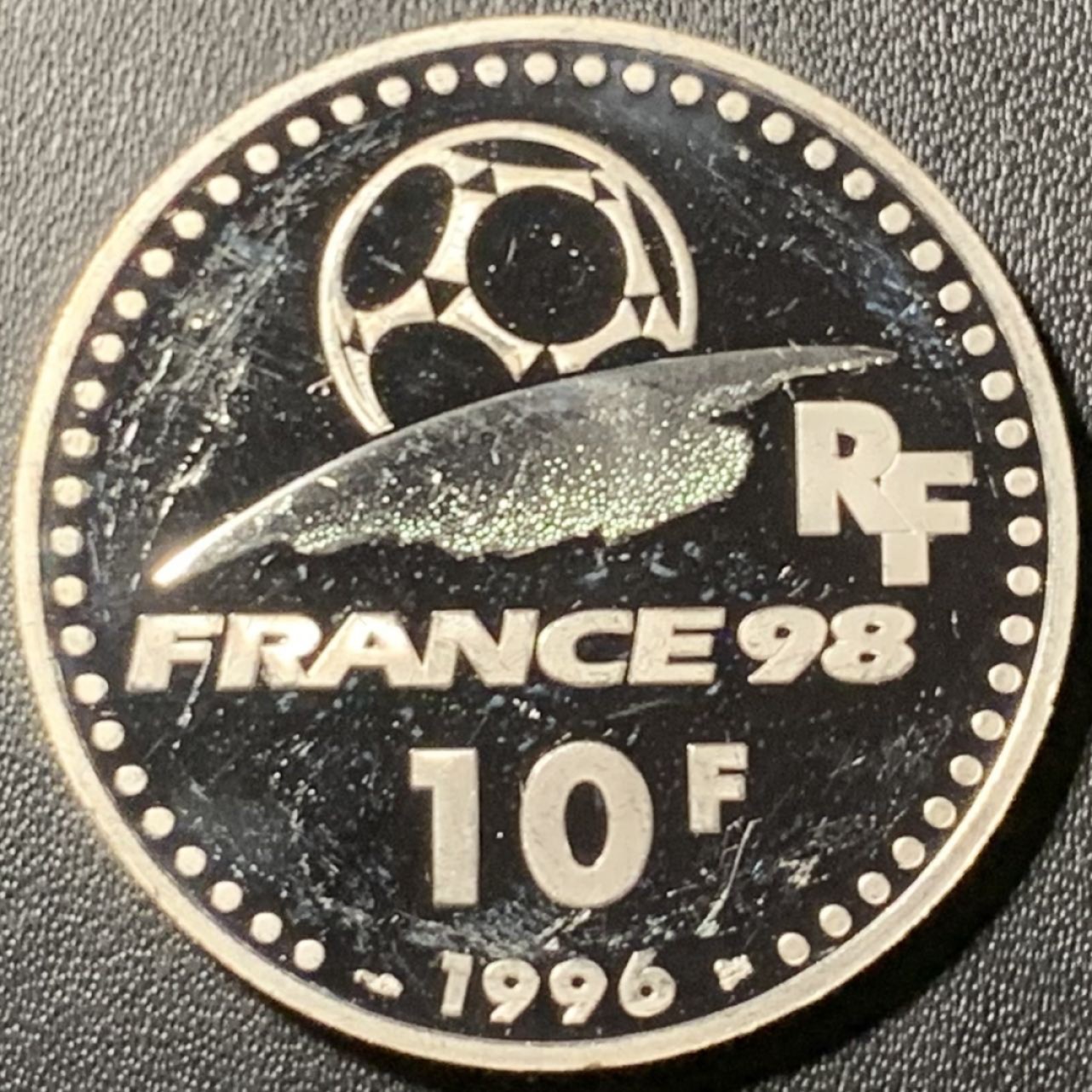 紫瑗钱币——第317期拍卖 法国 1996年 法国世界杯 进球 10法郎 21.16克 0.9银 精制（划痕）