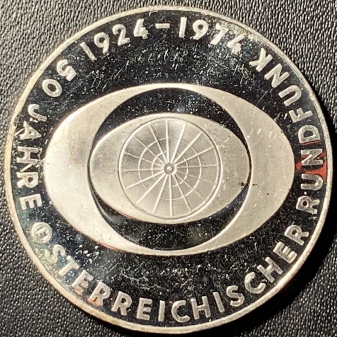 紫瑗钱币——第317期拍卖 奥地利 1974年 广播系统成立50周年 20先令 20克 0.64银 精制
