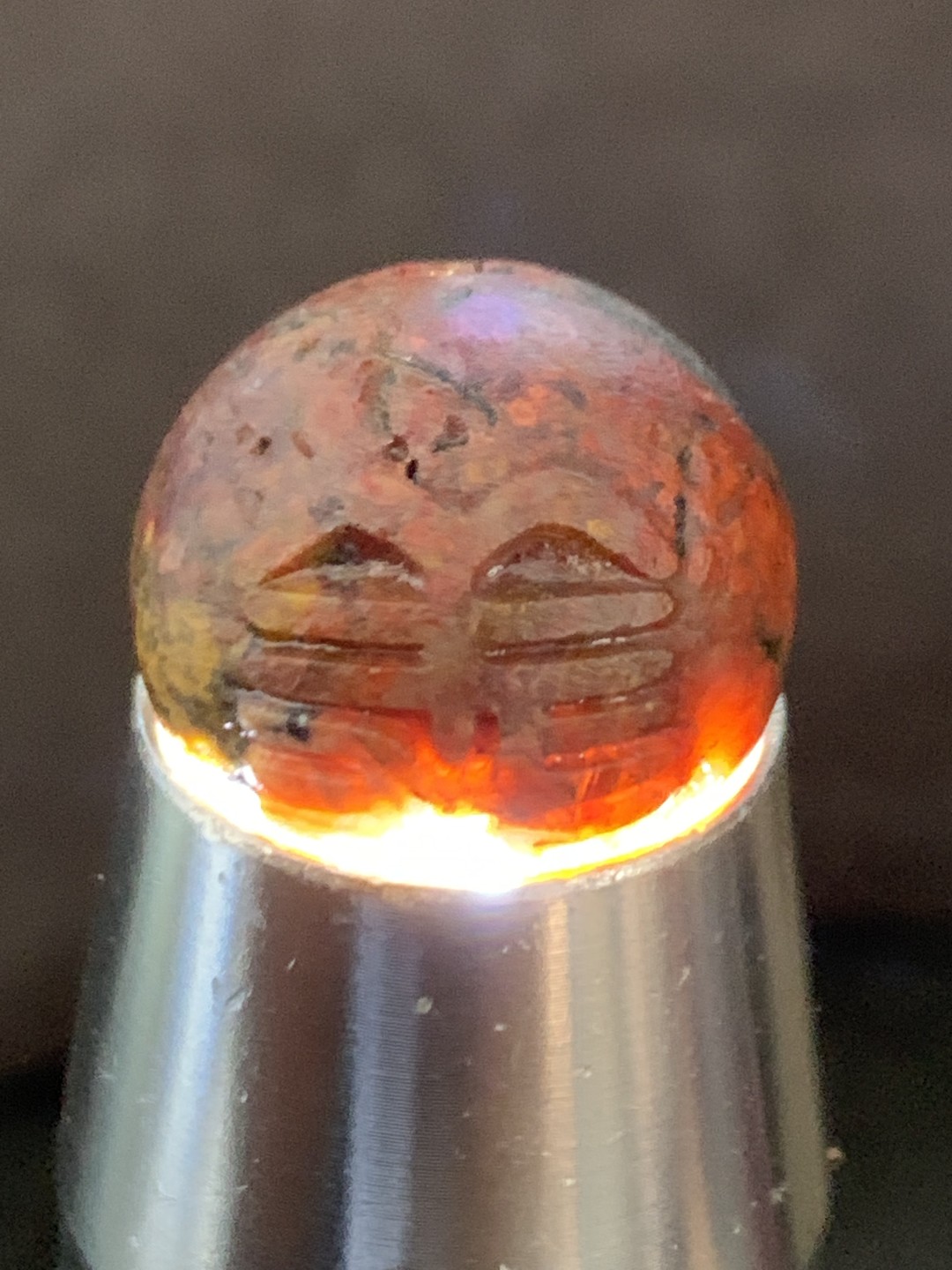 精美亚光风化纹战国红玛瑙手工雕刻義字单珠一颗！
