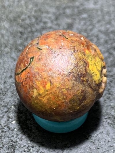 精美亚光风化纹战国红玛瑙手工雕刻義字单珠一颗！ 精美亚光风化纹战国红玛瑙手工雕刻義字单珠一颗！