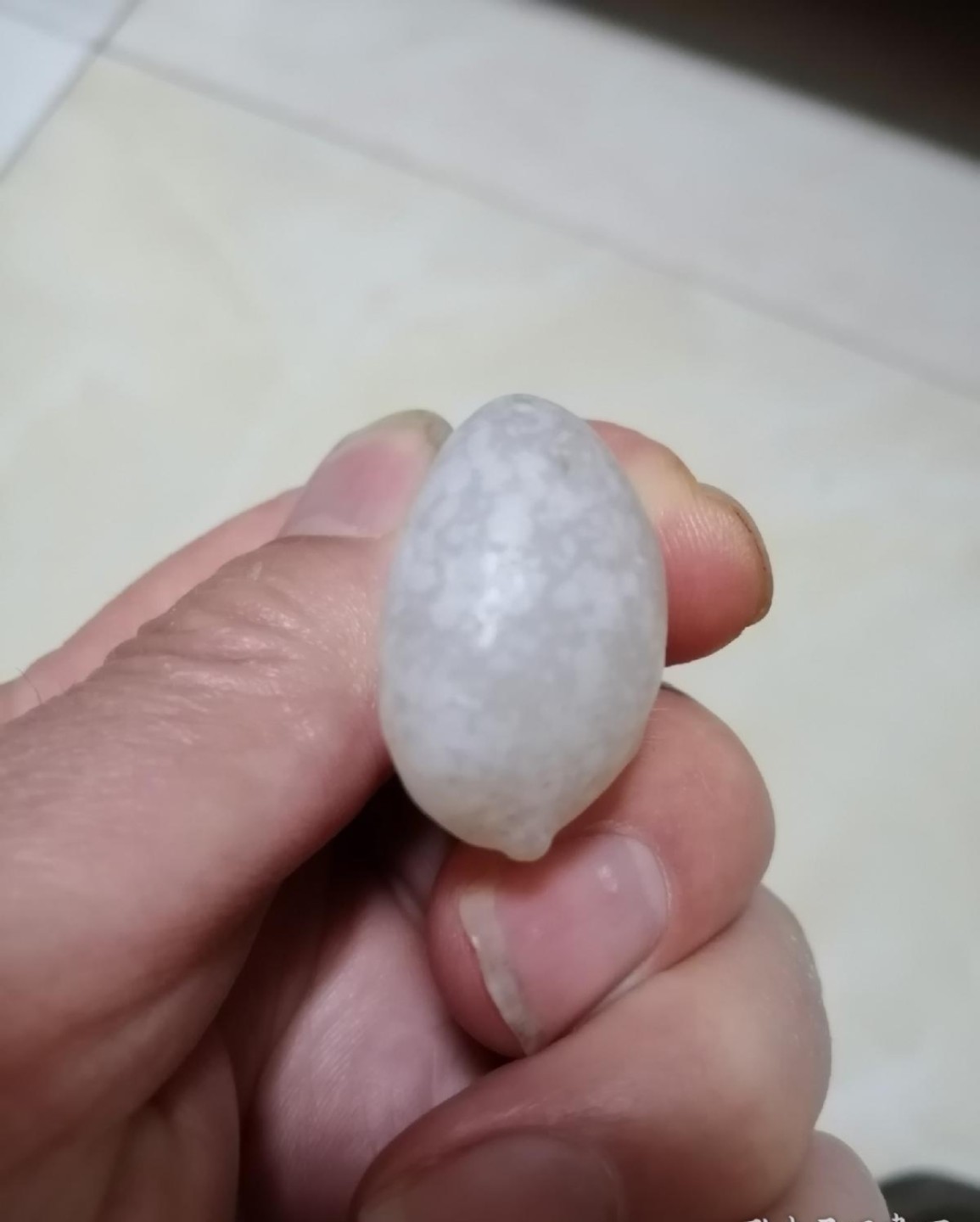 天然小玉髓原石