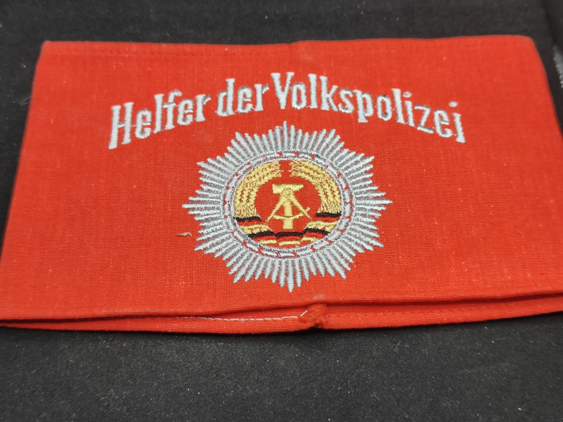 全场0元起拍 第62期 咸鱼国勋章拍卖专场 6月7日（周三）下午6：00开始 东德袖标+