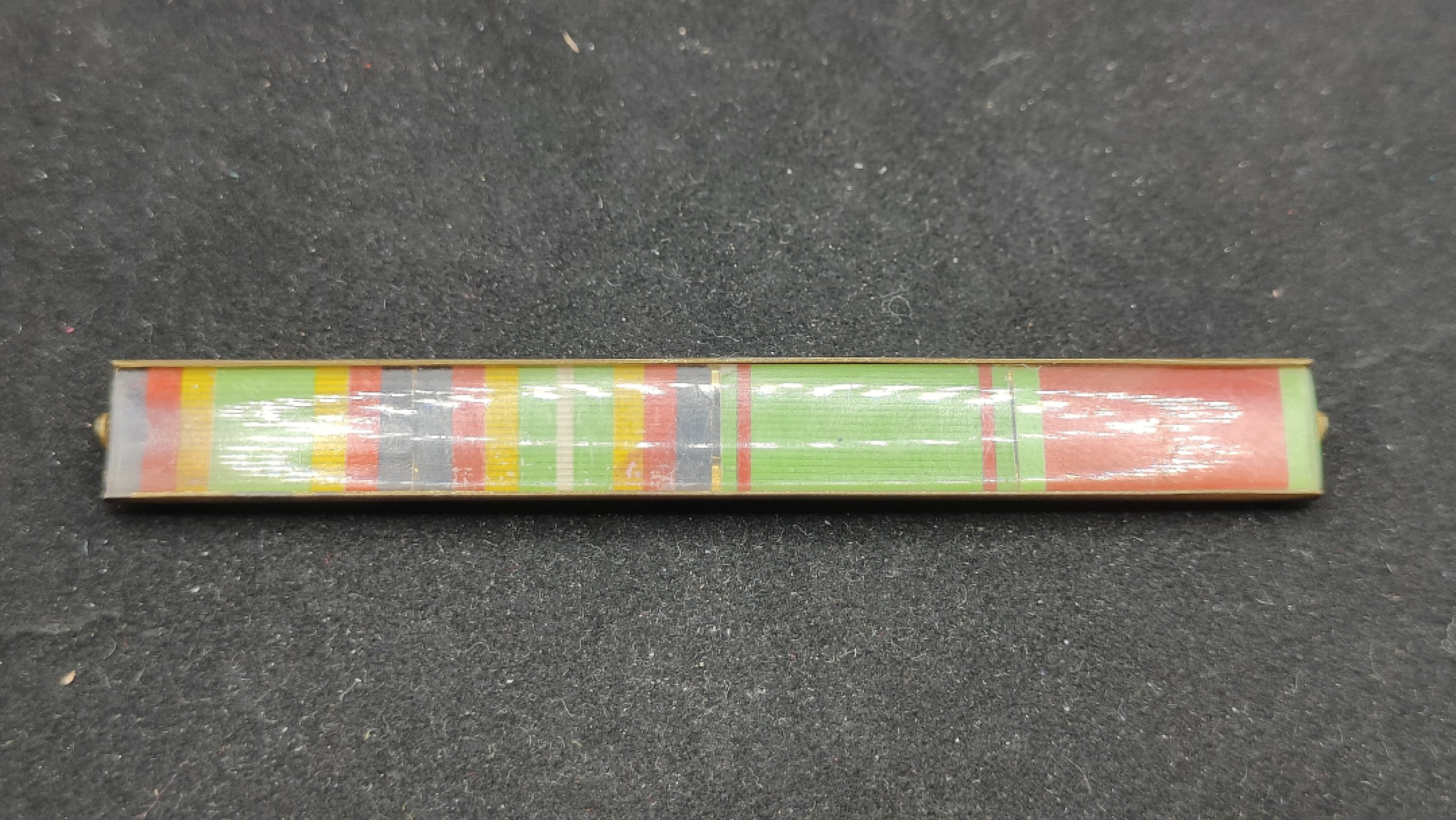 全场0元起拍 第62期 咸鱼国勋章拍卖专场 6月7日（周三）下午6：00开始 东德四连略