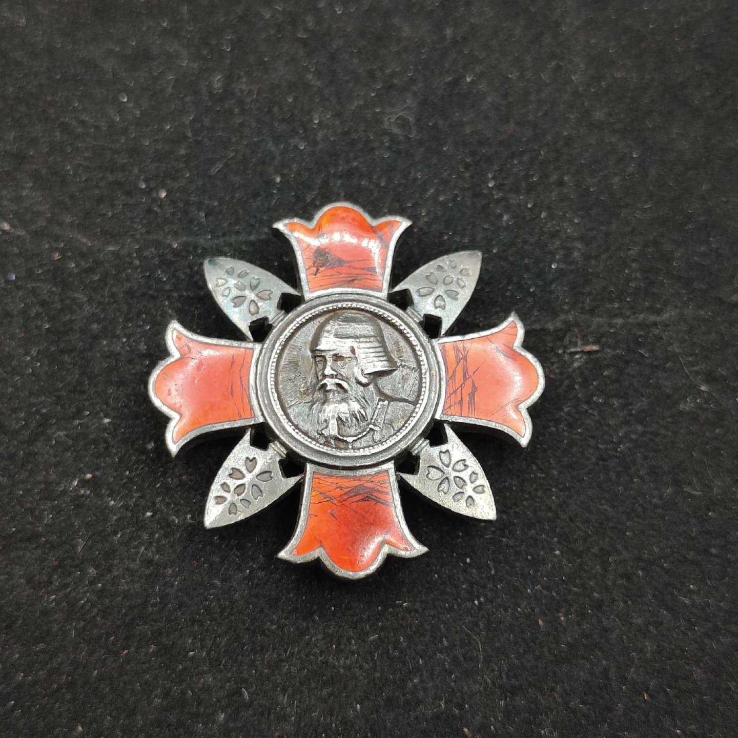 全场0元起拍 第62期 咸鱼国勋章拍卖专场 6月7日（周三）下午6：00开始 日本战时伤夷纪章 稀少 战伤 纯银珐琅