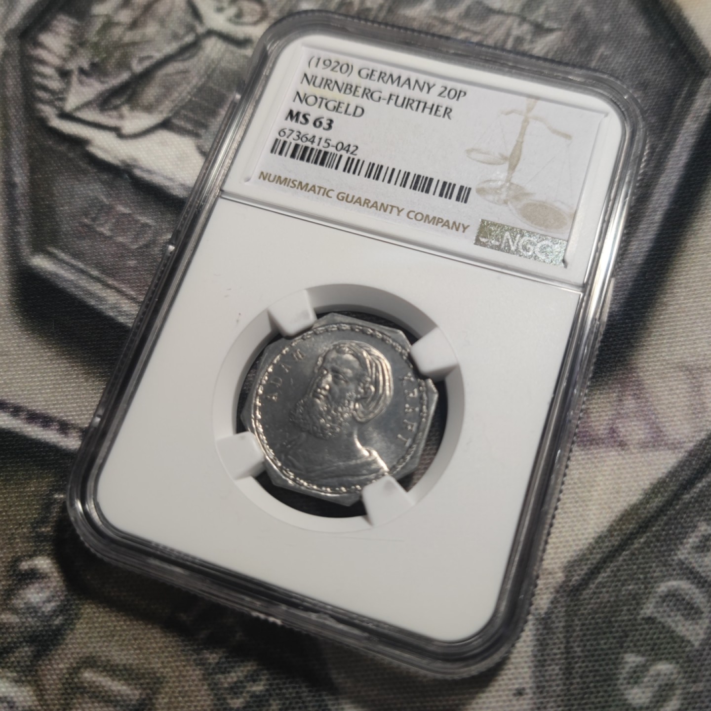 德紧纽伦堡电车代币专场，今晚九点结拍 63-42