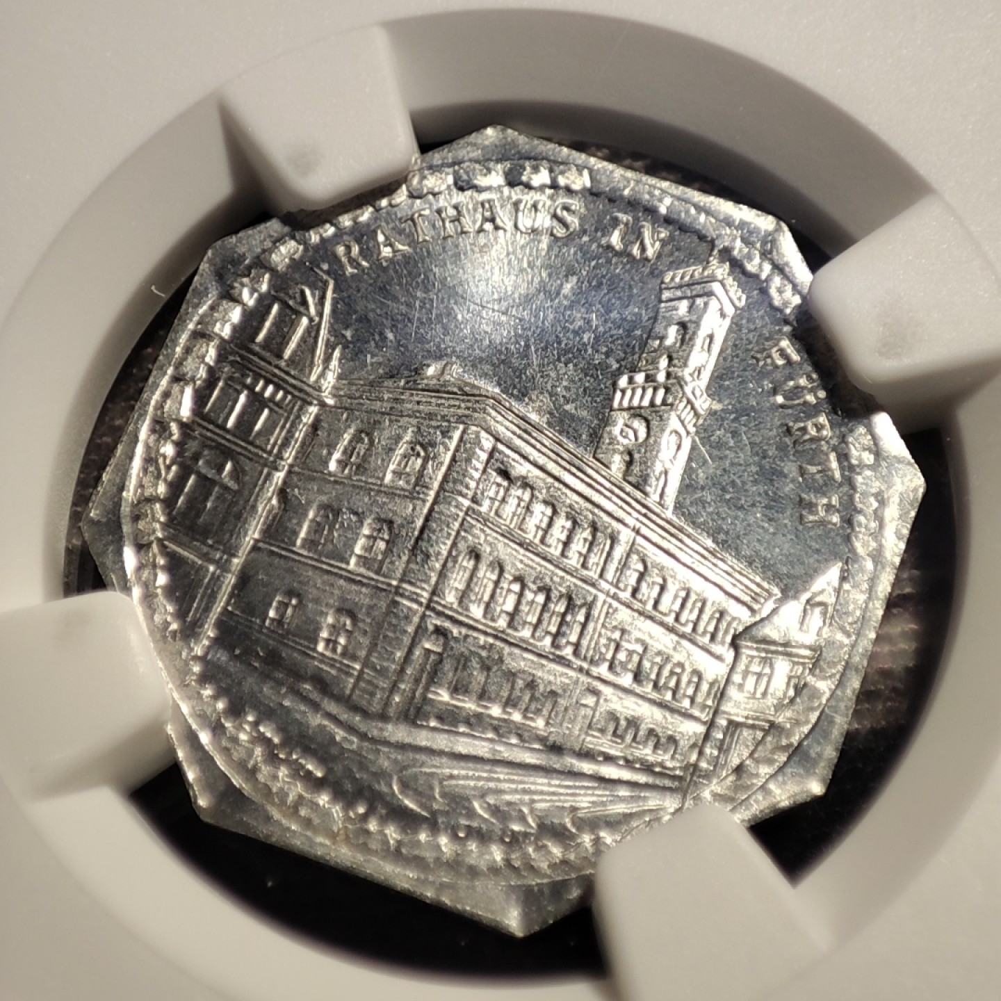 德紧纽伦堡电车代币专场，今晚九点结拍 64-35