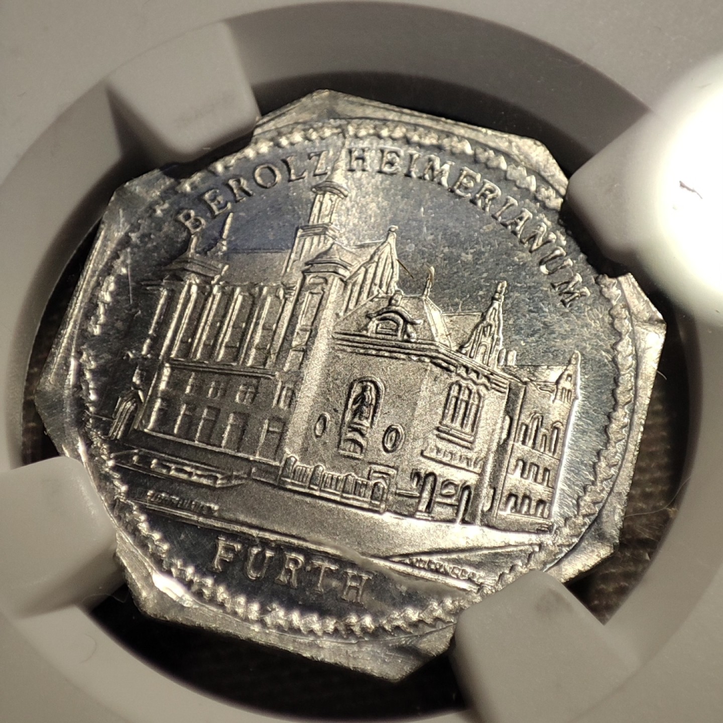 德紧纽伦堡电车代币专场，今晚九点结拍 65-43