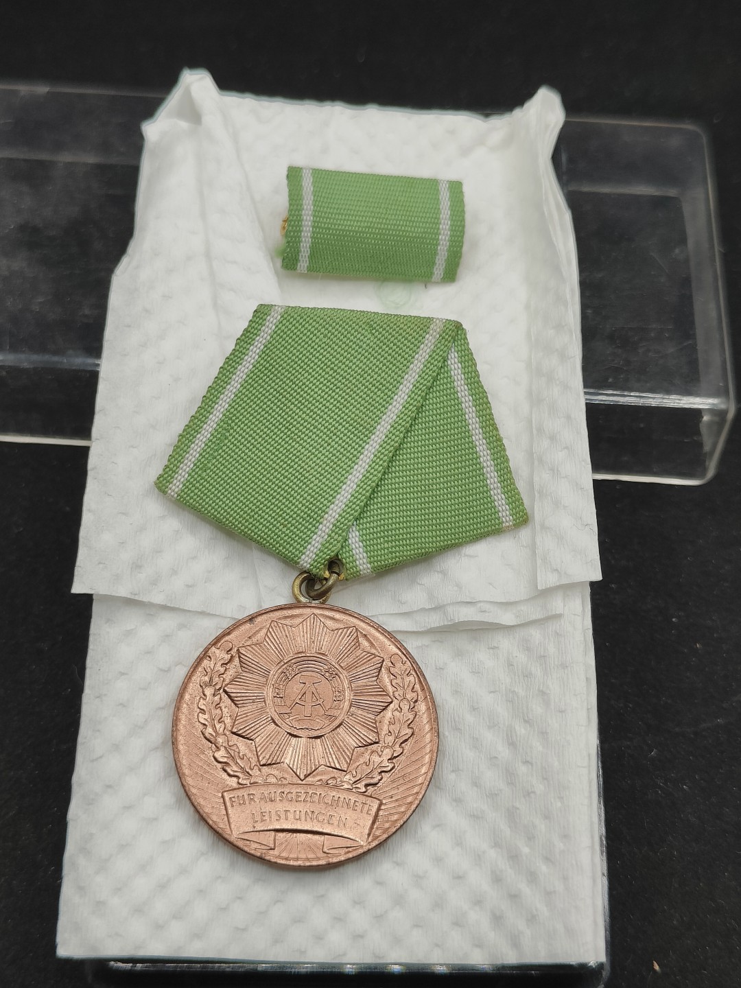 全场0元起拍 第62期 咸鱼国勋章拍卖专场 6月7日（周三）下午6：00开始 內政部優秀軍事服役獎章