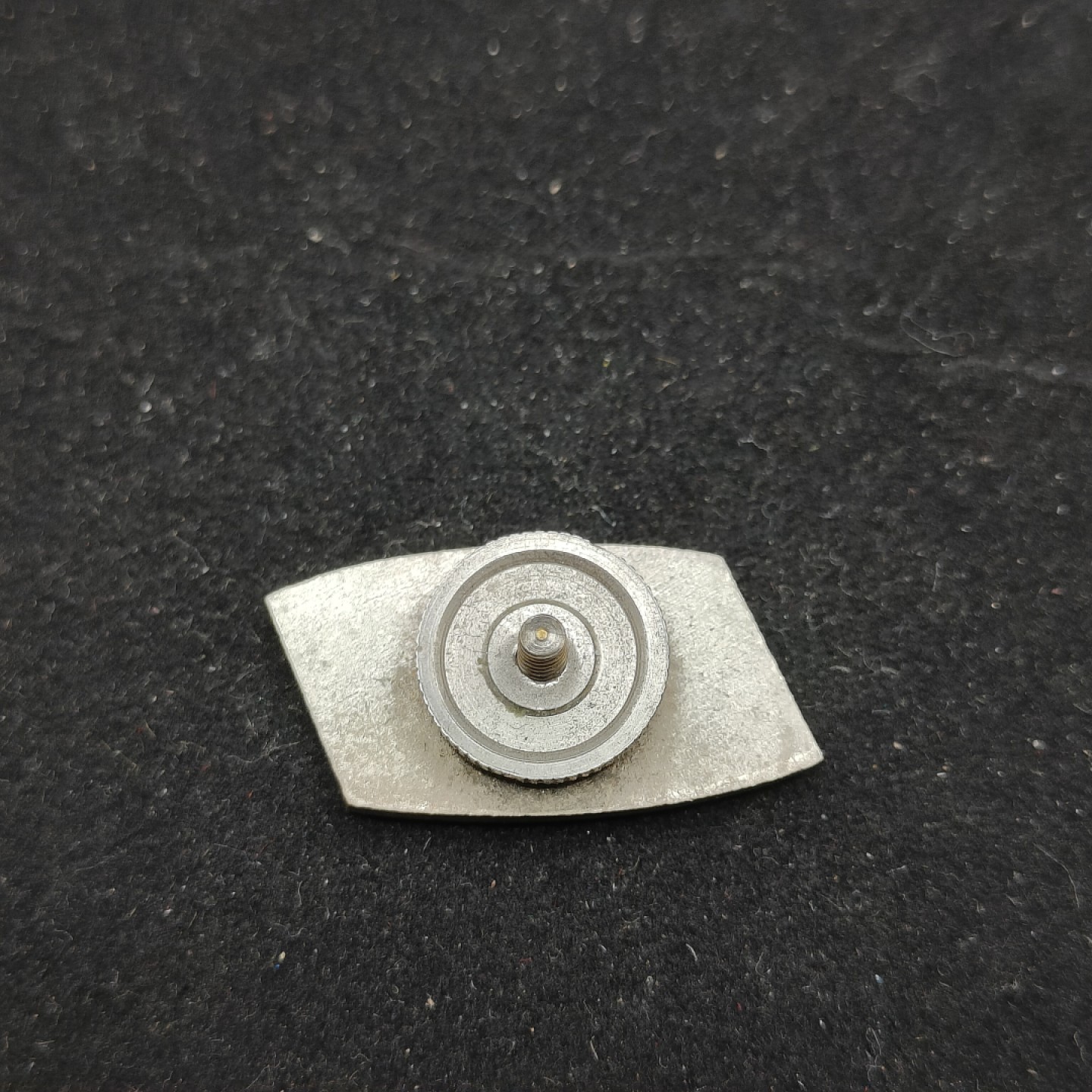 全场0元起拍 第62期 咸鱼国勋章拍卖专场 6月7日（周三）下午6：00开始 稀有 日本战后第一版国势调查珐琅章