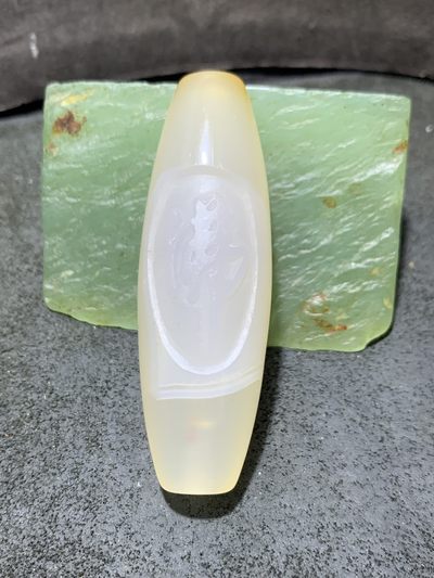 精美高玉化海洋玉髓手工雕刻佛字大桶珠一个 - 精美高玉化海洋玉髓手工雕刻佛字大桶珠一个
