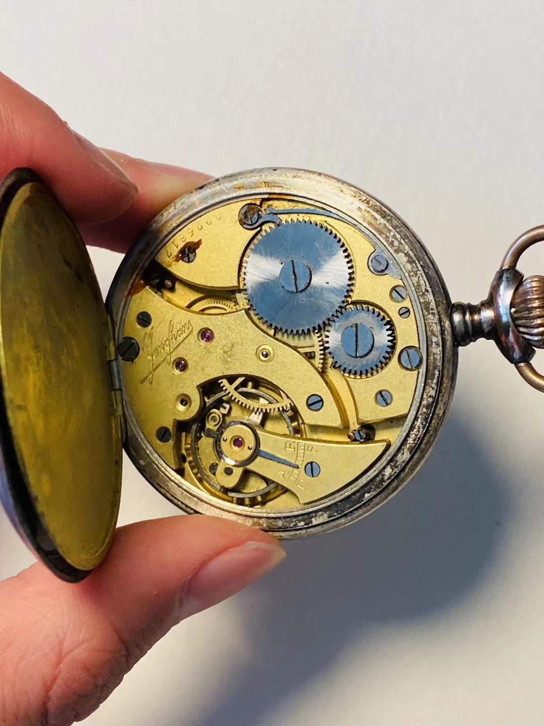 阿娜斯塔西娅军事题材拍卖 德国贵族月冠标怀表，不可正常走时，推测一战或者之前，很优雅的一块怀表