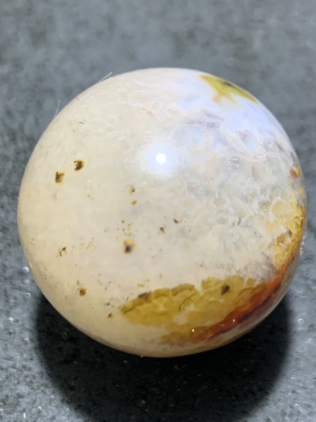 精美冰飘糖心料战国红玛瑙大圆珠一颗！