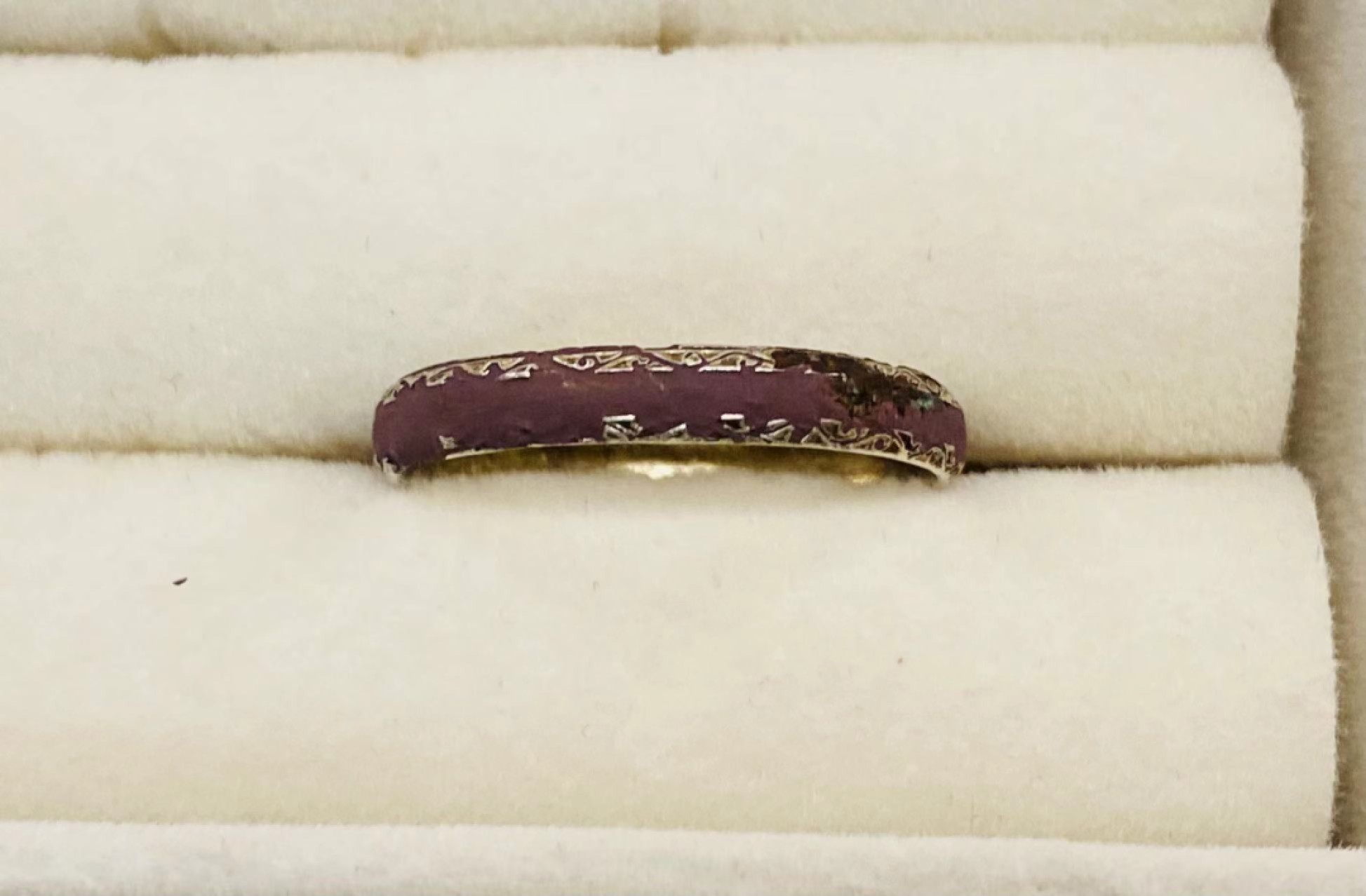 阿娜斯塔西娅军事题材拍卖 二战德国戒指，俄罗斯发现，带有SILBRETTA标，佩戴遗留品相