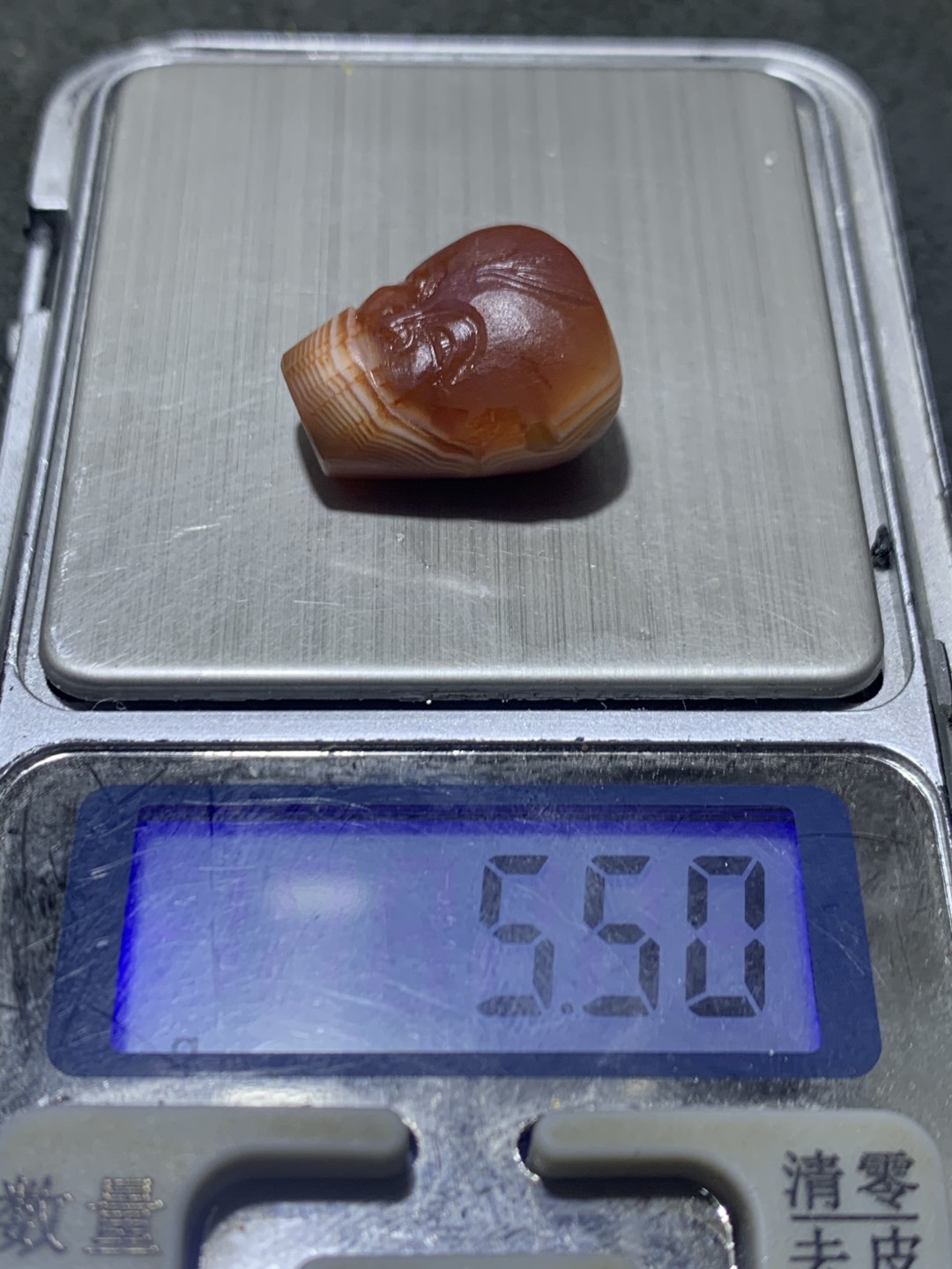 精美亚光战国红玛瑙手工俏色巧雕童子一体佛头三通一个，