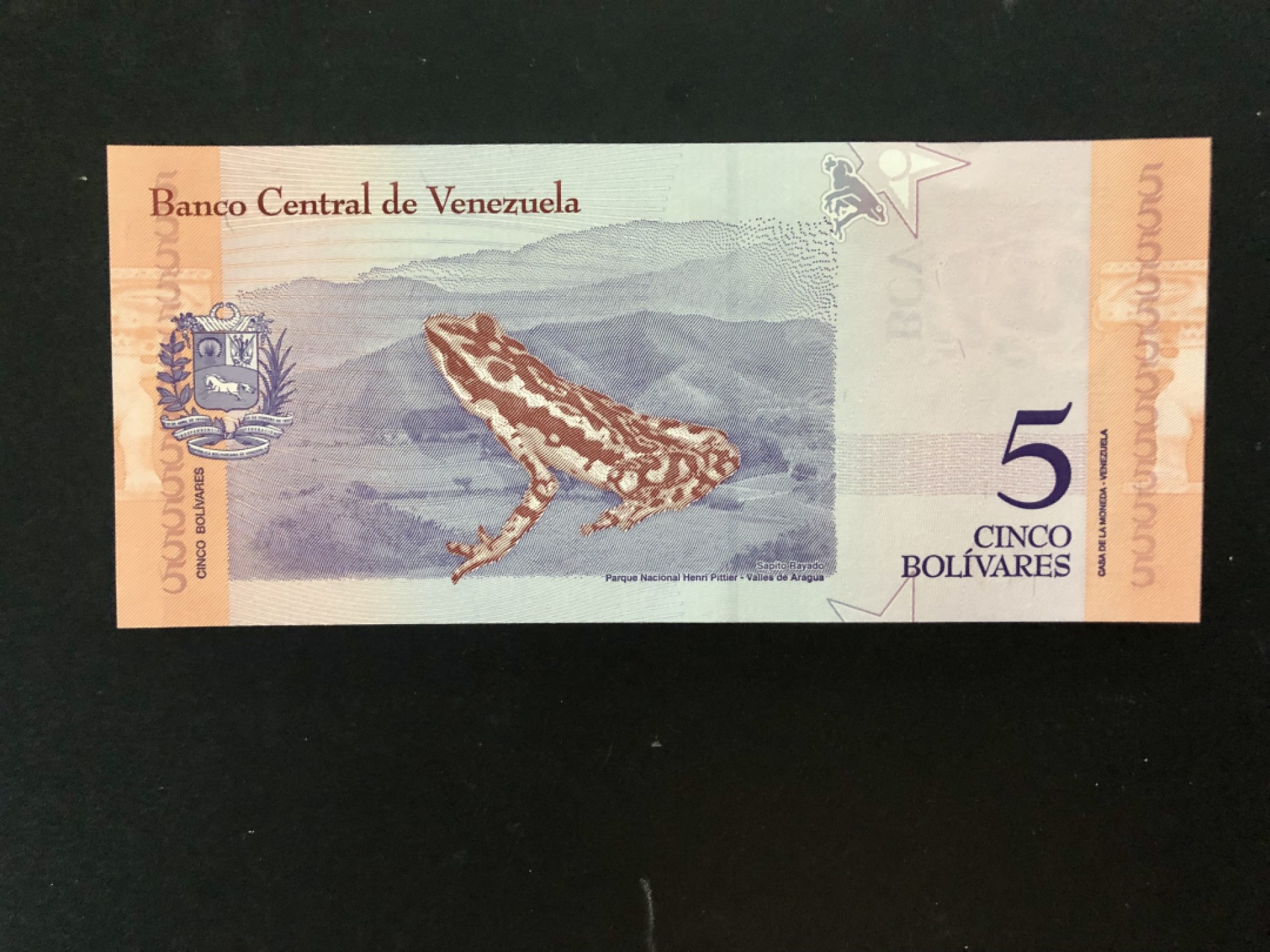 北极狼藏苑社（68）精品专场 94032-全新UNC 委内瑞拉2018年 5 索伯拉诺·彩虹币