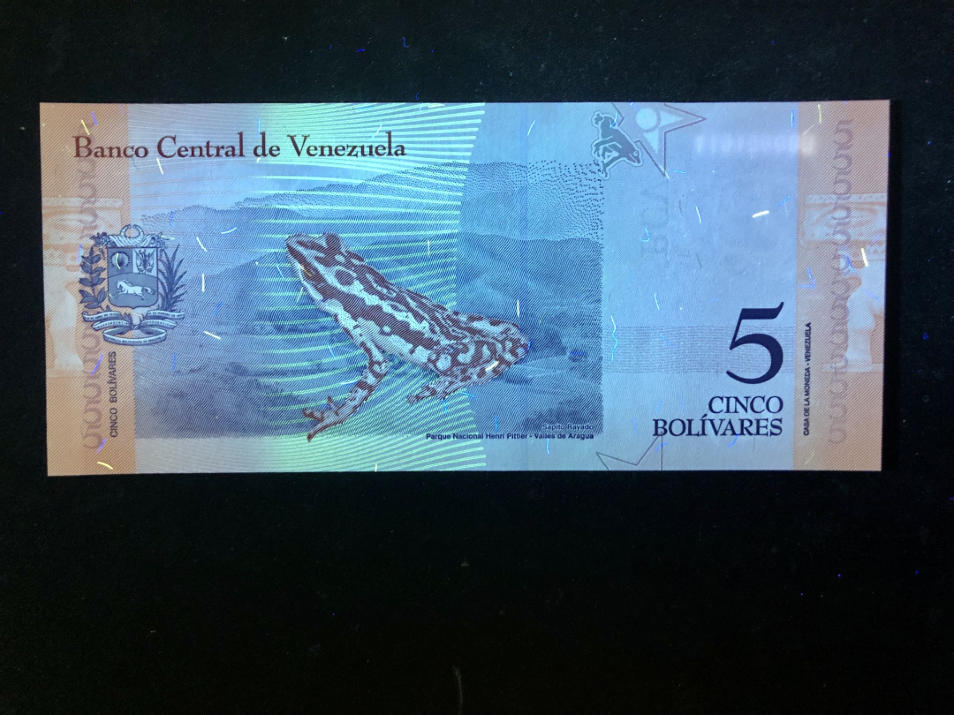 北极狼藏苑社（68）精品专场 94032-全新UNC 委内瑞拉2018年 5 索伯拉诺·彩虹币