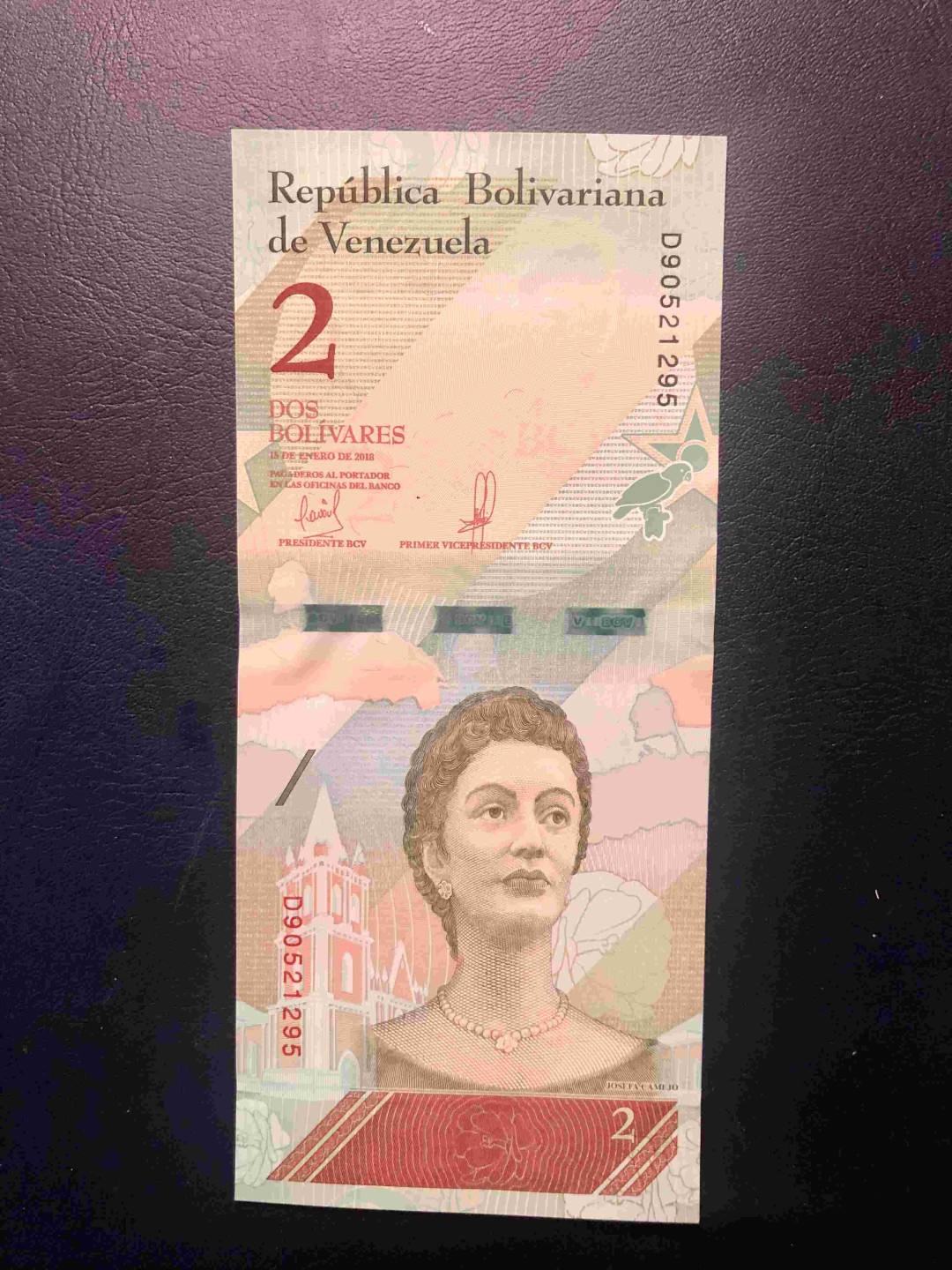 北极狼藏苑社捡漏专场. 94060-全新UNC 委内瑞拉2玻利瓦尔·彩虹币