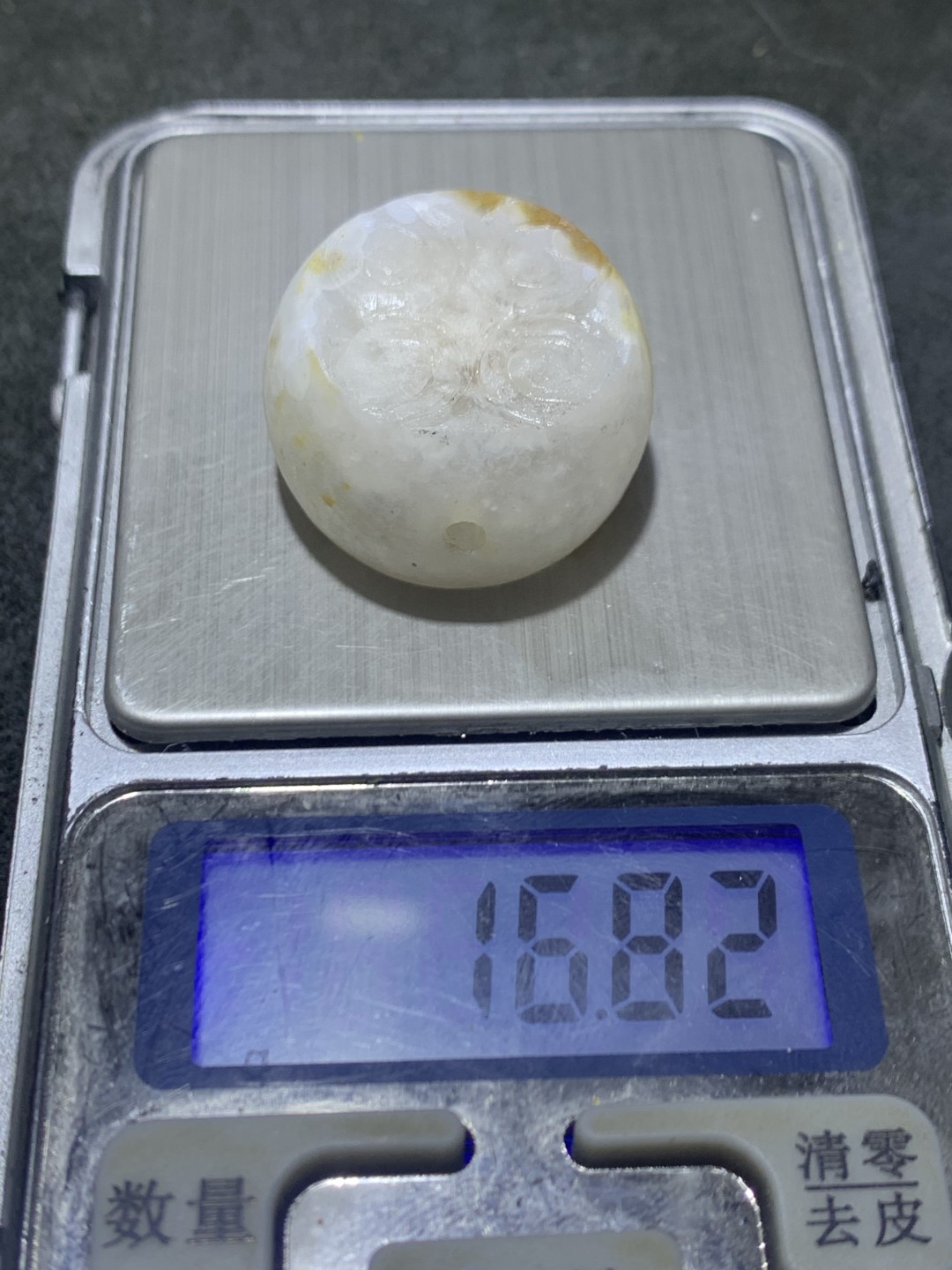 精美满冰亚光战国红玛瑙手工雕刻回纹背云（板珠）一个
