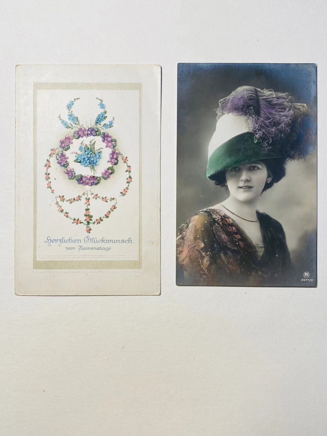 阿娜斯塔西娅军事题材拍卖 一战时期德国实寄明信片一组，美女封面，手写哥特体保存完好，其中一封背面有花印。