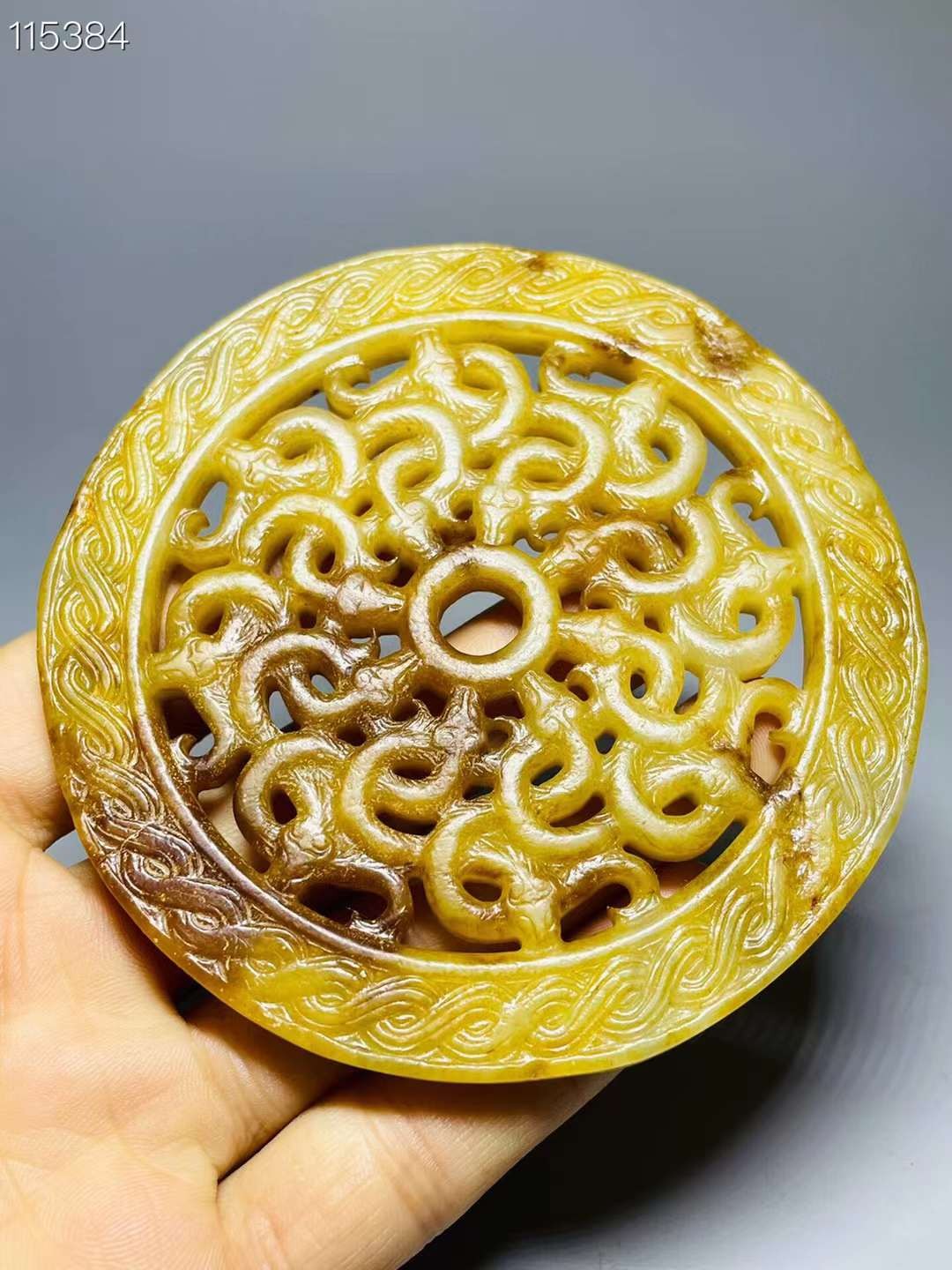 旧藏●精品和田玉精雕镂空玉佩五个（单个售价）