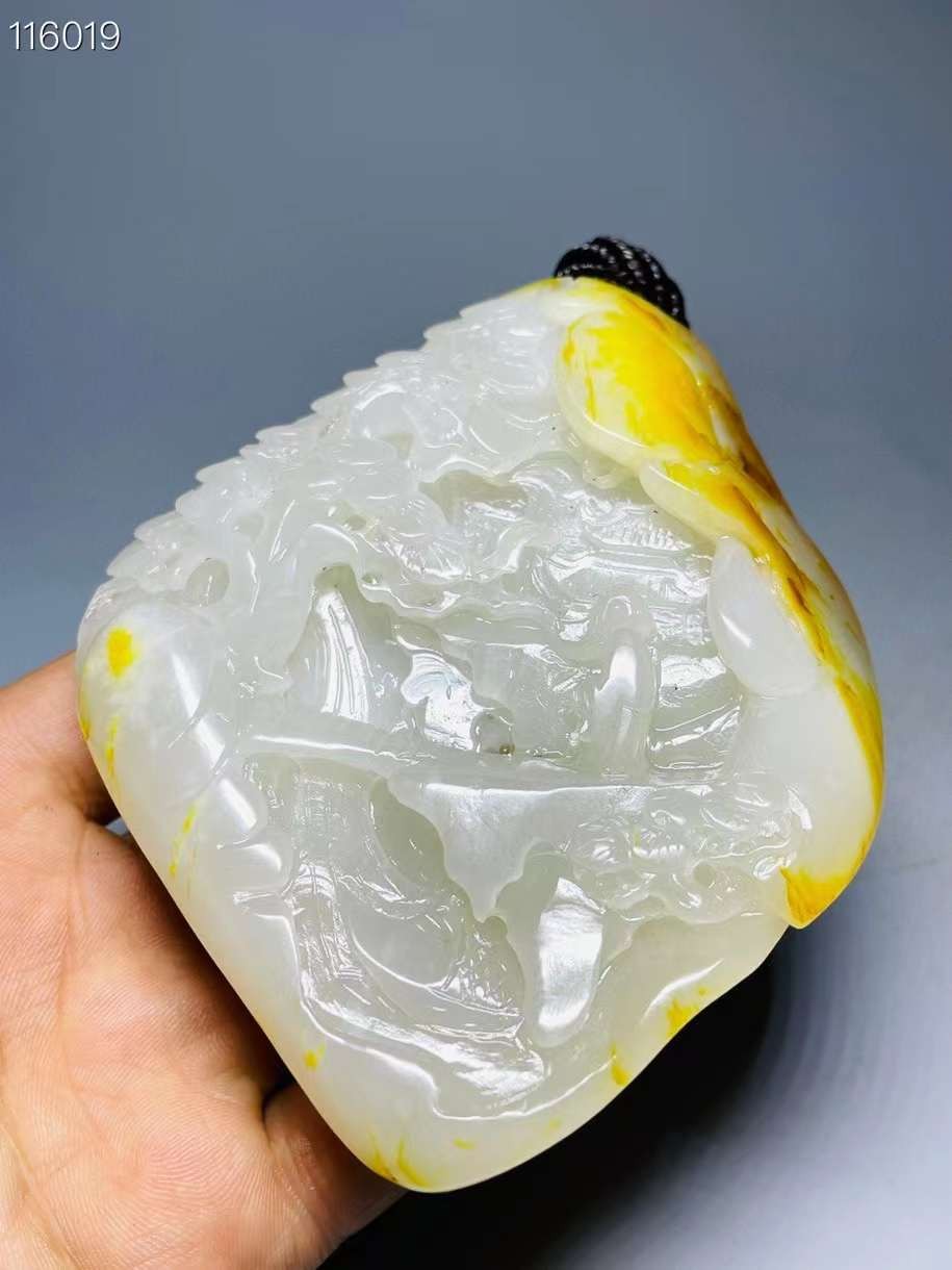 旧藏●精品和田玉籽料精雕手把件