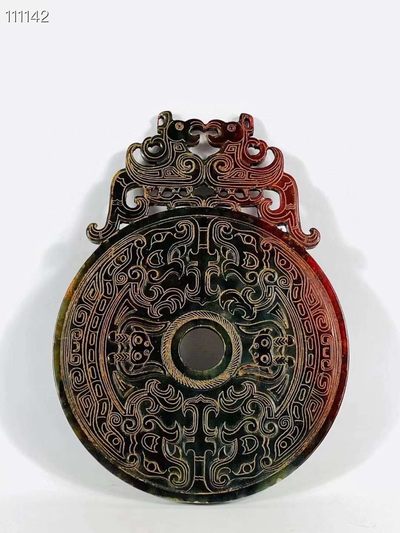 旧藏●精美高古玉精雕玉璧一对 旧藏●精美高古玉精雕玉璧一对