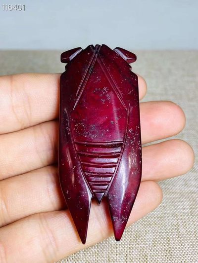 旧藏●精品和田红玉金蝉挂件 旧藏●精品和田红玉金蝉挂件