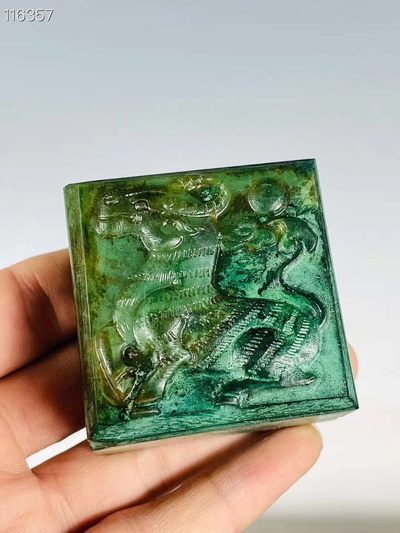 旧藏●精美和田玉彩绘组合印章 旧藏●精美和田玉彩绘组合印章