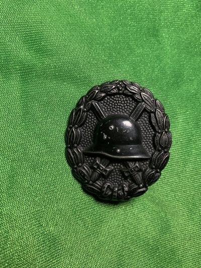 6月10日晚8点德国勋奖章拍卖。 - 一战德国黑战伤证章