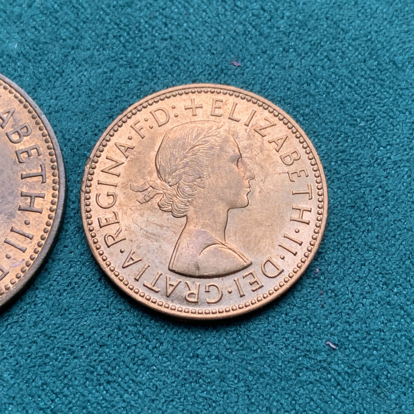 《竞宝斋》第172场-周日，周一2场 (全场包邮) 1967年英国伊丽莎白女王1便士半便士铜币两枚，UNC品相 光好