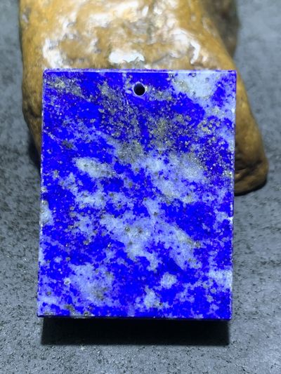 精美阿富汗老矿青金石牌子一块， 精美阿富汗老矿青金石牌子一块，