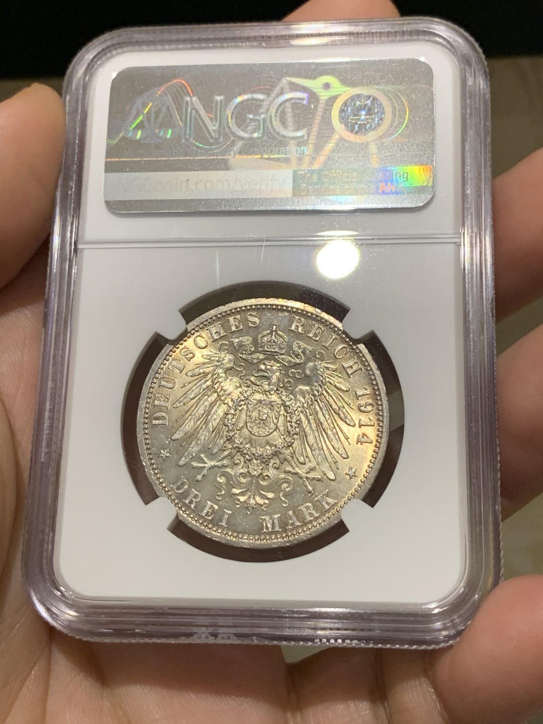 《竞宝斋》第172场-周日，周一2场 (全场包邮) NGC-MS63  德国 安哈特德绍 1914年 25周年 银婚纪念3马克银币 光好 淡彩包浆漂亮