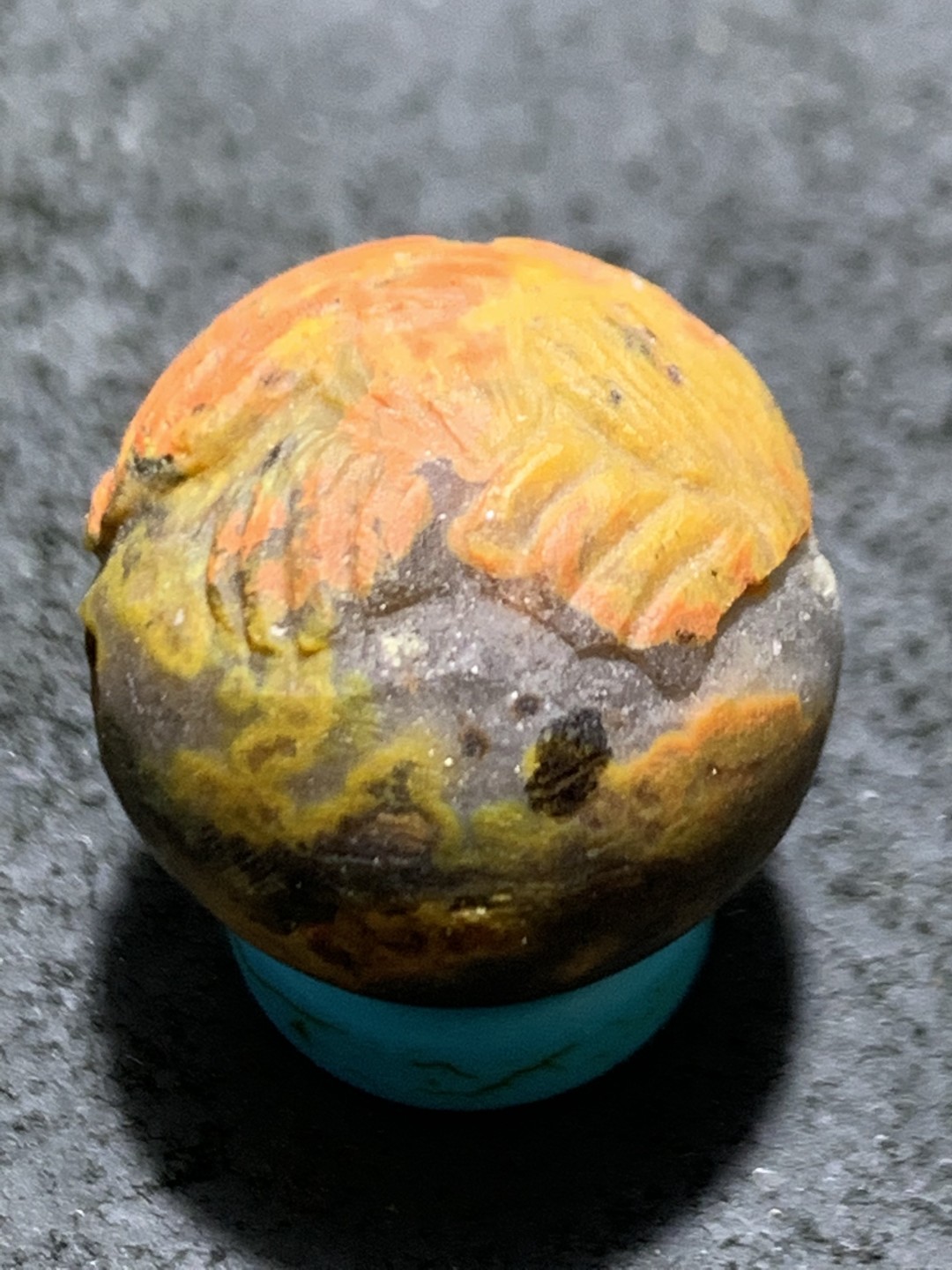 精美亚光原皮战国红玛瑙手工俏色巧雕旺财圆珠一个