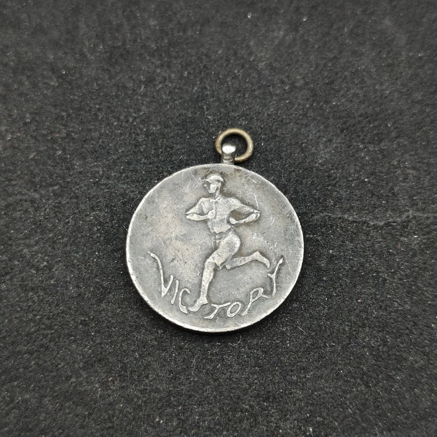 全场0元起拍 第63期 咸鱼国勋章拍卖专场 6月11日（周日）下午6：00开始 日本大正6年俱乐部徽章