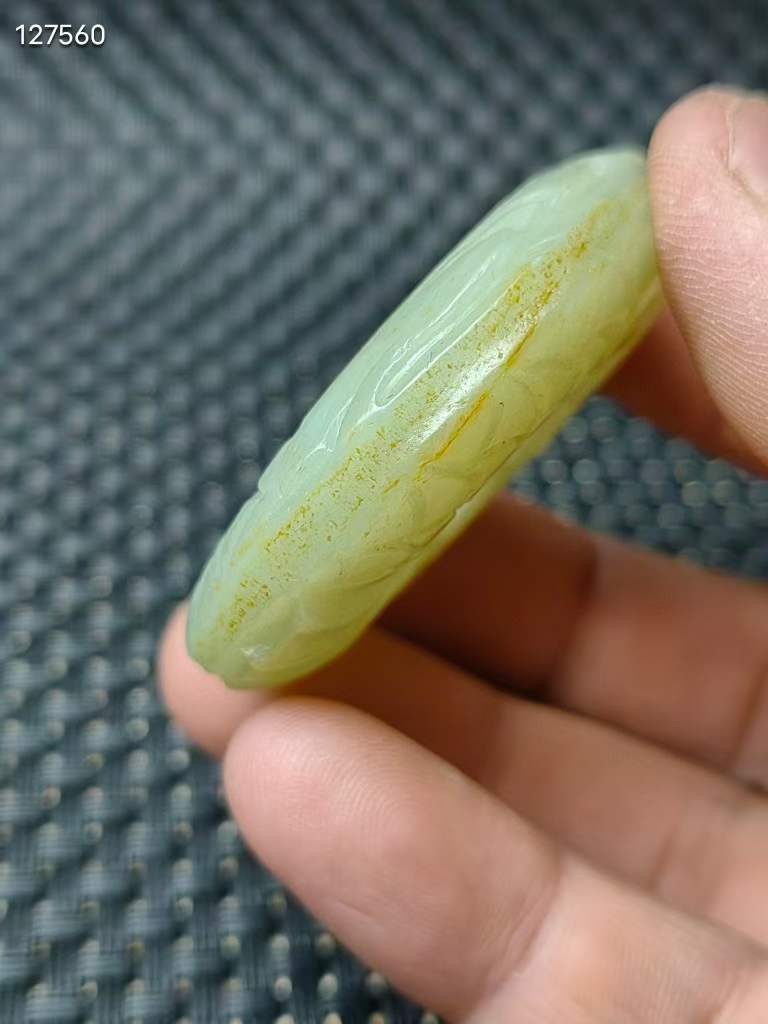 和田玉鱼化龙玉佩 和田玉鱼化龙玉佩