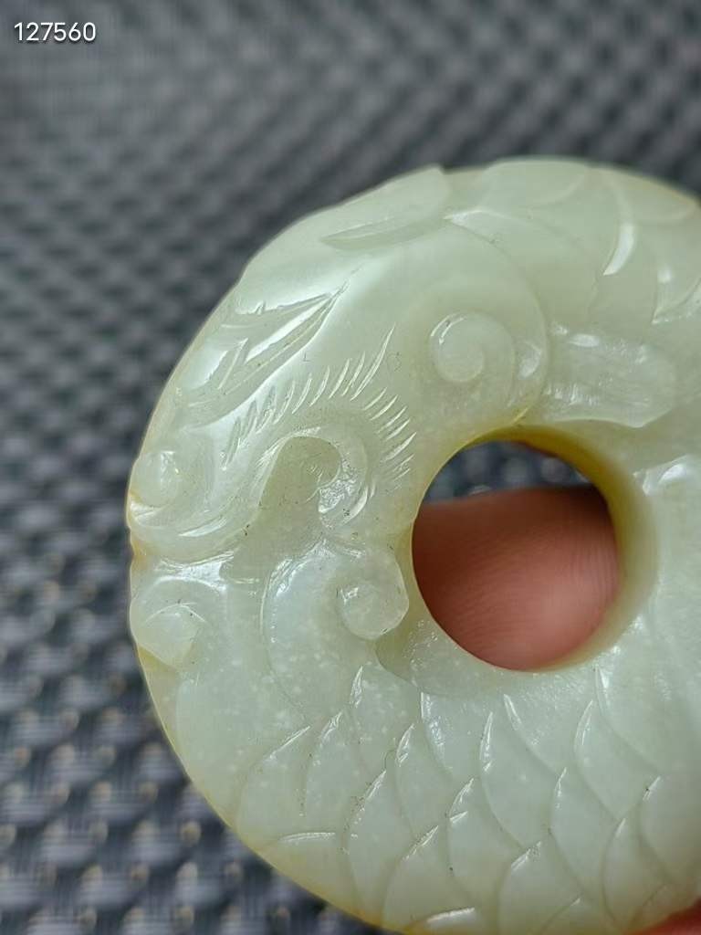 和田玉鱼化龙玉佩 和田玉鱼化龙玉佩