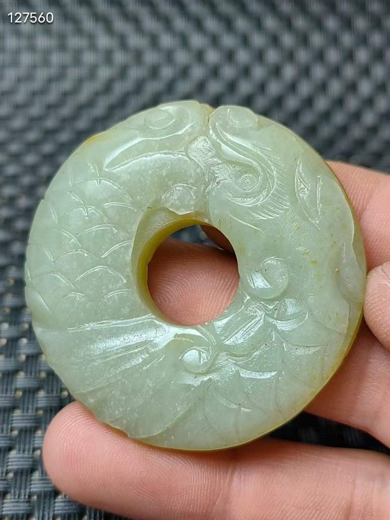 和田玉鱼化龙玉佩 和田玉鱼化龙玉佩