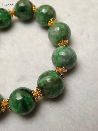 糯种飘花翡翠香囊挂件 糯种飘花翡翠香囊挂件