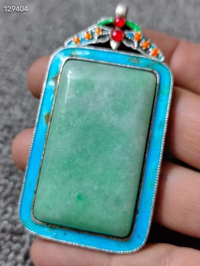 老银烧蓝镶嵌翡翠牌 老银烧蓝镶嵌翡翠牌
