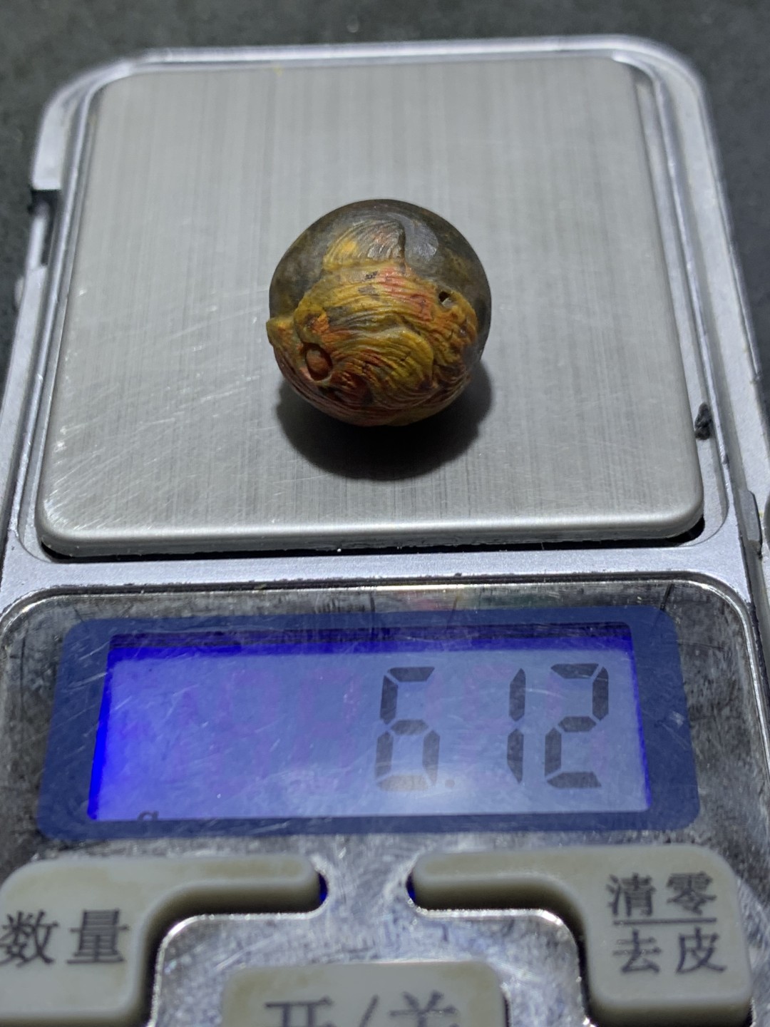 精美亚光原皮战国红玛瑙手工俏色巧雕旺财圆珠一个