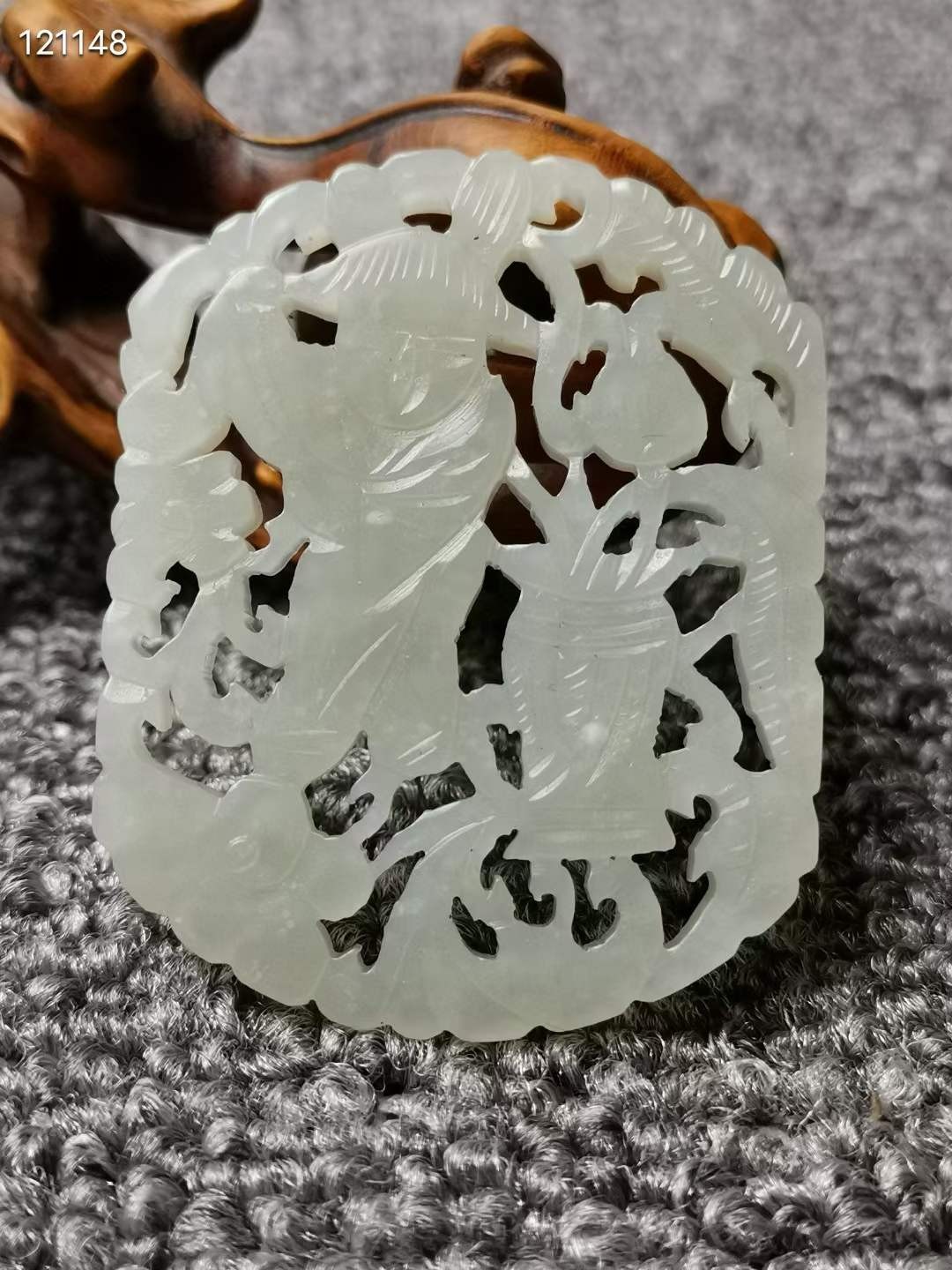 老和田玉白玉玉佩 镂空雕刻人物 玉质温润洁白