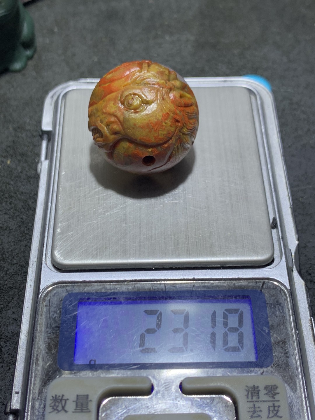 精美亚光冰飘战国红玛瑙手工雕刻战马珠一颗！寓意：马到成功