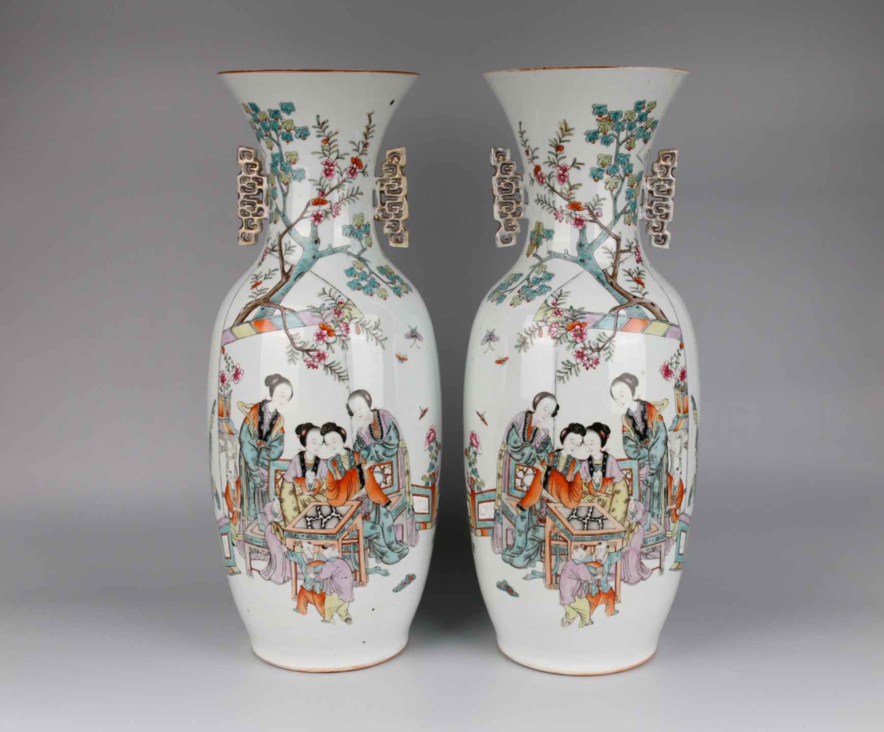 2023惠民拍卖会——国升推荐专场 粉彩仕女图双耳大瓶（一对） 民国 高：60cm