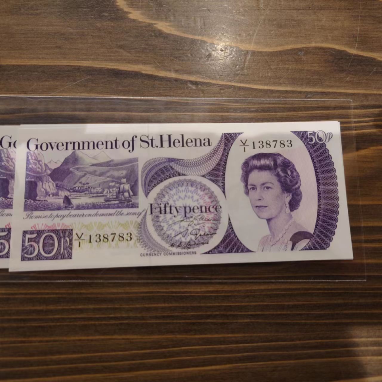 【世界钱币】精选微拍第63期暨2023年第十期 裸钞专场（有最新展会卖剩品种） 圣赫勒拿50便士 全新绝品无4尾号783