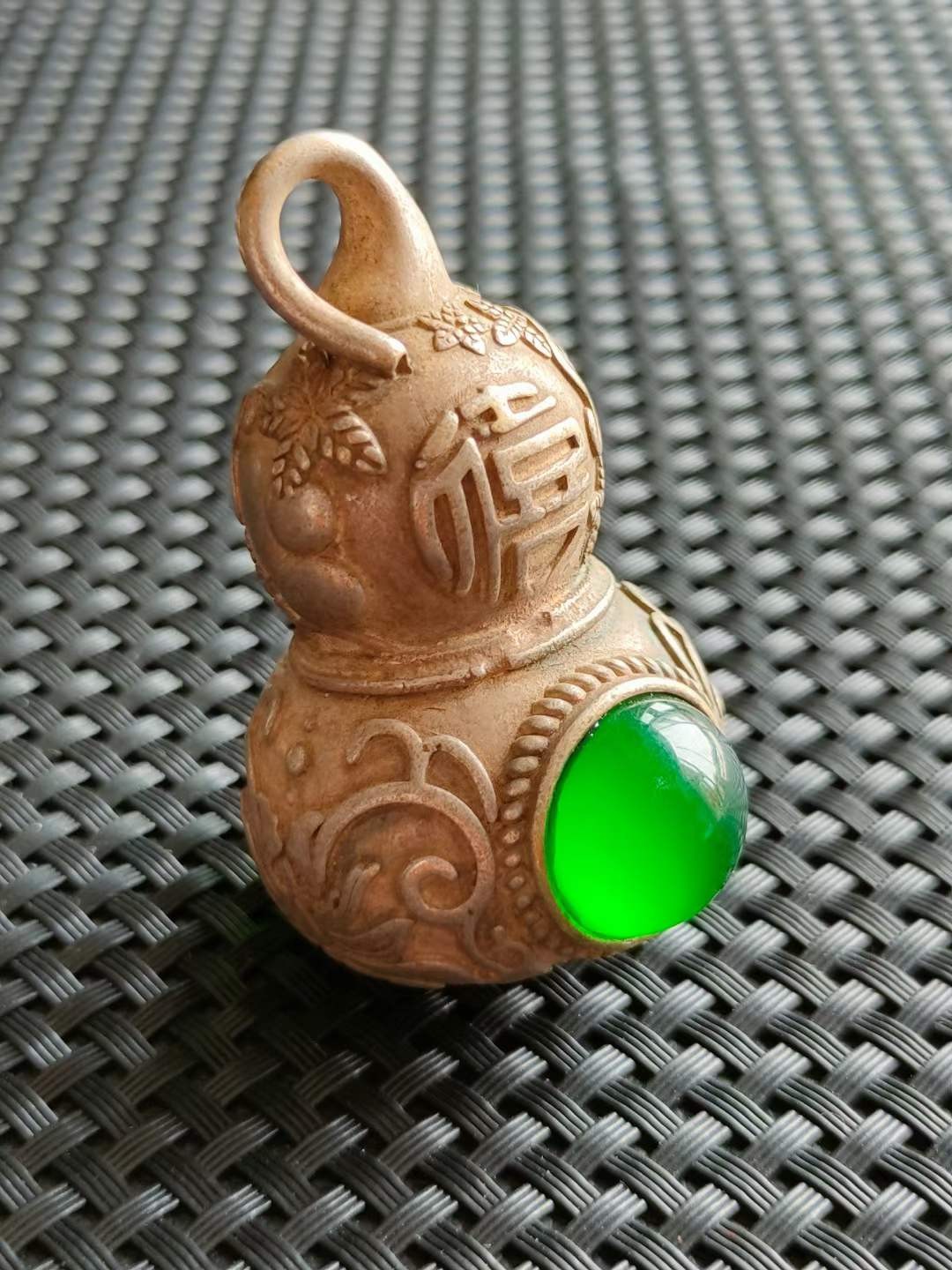 老刺绣盒装银手镯+银镶顶级翡翠葫芦吊坠
