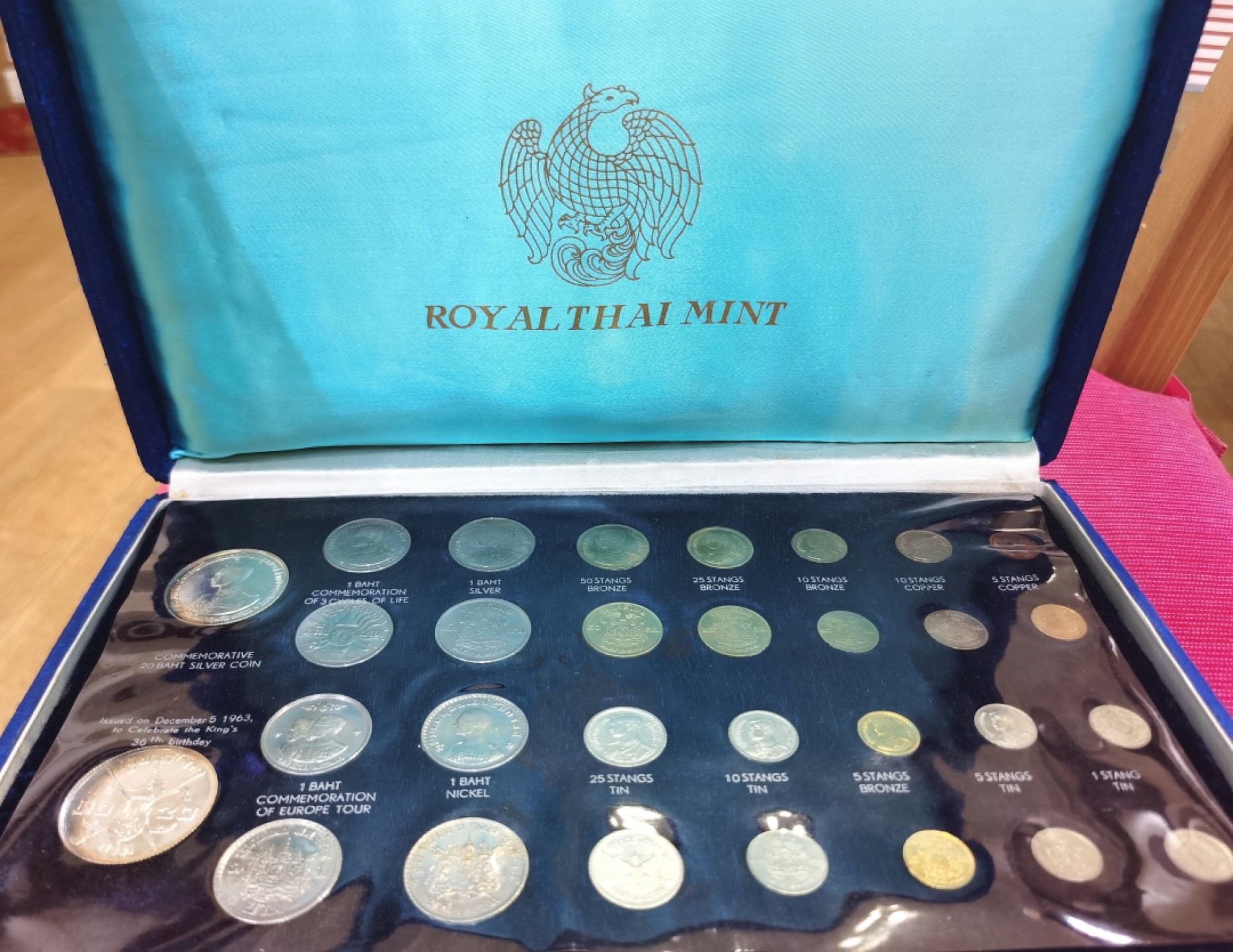 博洋堂章牌藏家系列场②暨第030期（全场包邮） 泰国早期套币30枚（含2枚银币）蓝盒带证书