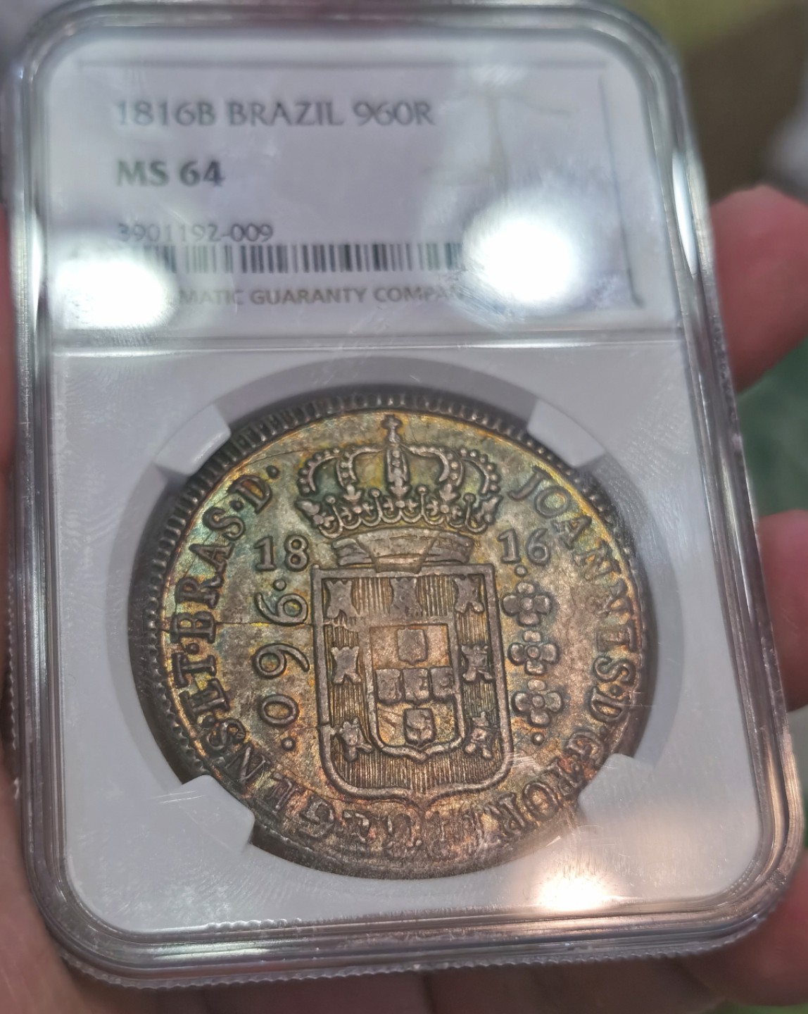 博洋堂章牌藏家系列场②暨第030期（全场包邮） NGC MS64 葡属巴西1816年960R大银币 能清晰看到卡四双柱残留痕迹 极品酱五彩 仅有一枚更高分