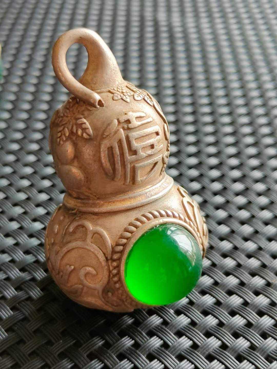 老刺绣盒装银手镯+银镶顶级翡翠葫芦吊坠