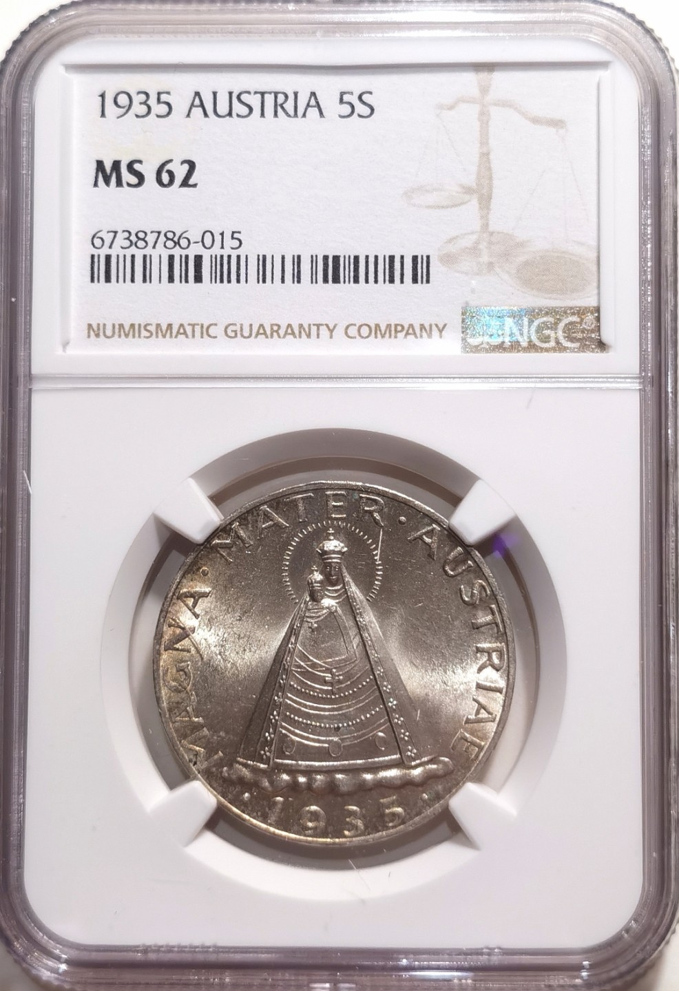 博洋堂章牌藏家系列场②暨第030期（全场包邮） NGC MS62 奥地利1935年圣母报婴5先令银币 新的圣母抱婴形象比以往有很大区别 更加简约 贴合现代审美 也是二战前夕新艺术发展的杰出代表